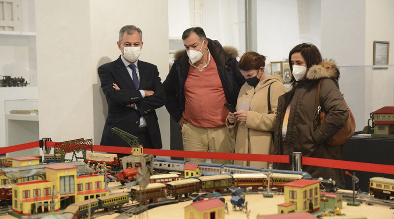 Exposición de ferrocarriles, Alcalde de Tomares y Comisarios