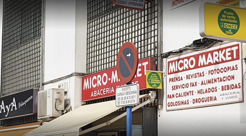 Dos encapuchados atracan armados el Micro Market de Simón Verde