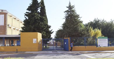 La Junta de Andalucía finaliza las mejoras de climatización del IES Atenea.jpg