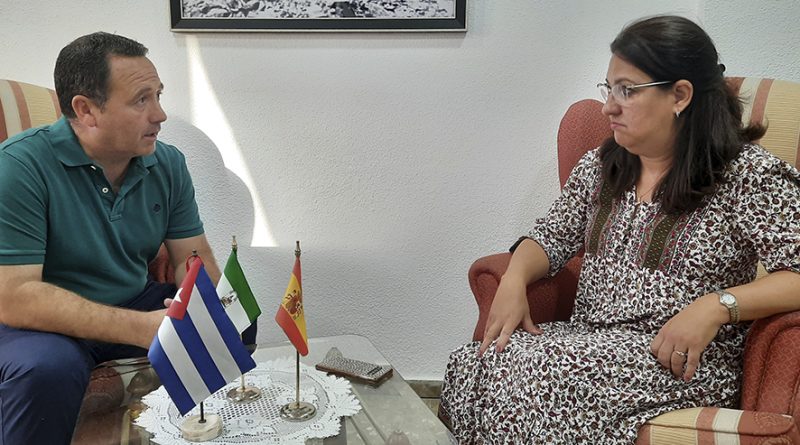 Mairena Vóley Club se reúne con la Cónsul de Cuba en Sevilla