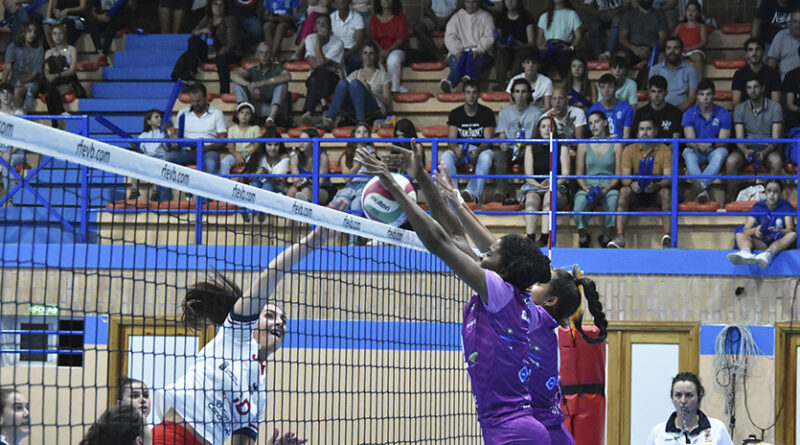 Mairena Vóley Club intratable gana 3-0 a Tenerife Cisneros