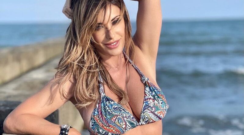 Vicky Larraz y Sabrina Salerno en Mairena del Aljarafe con Festival Cabaret