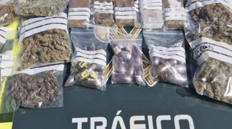 Dos detenidos en San Juan por esconder droga en un coche