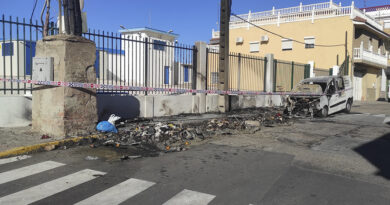 La quema de contenedores en Mairena casi deja sin luz Lepanto