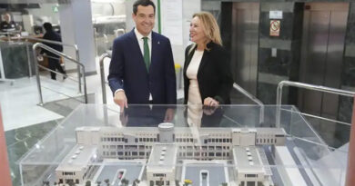 La Junta ahorrará 100 millones de euros al recomprar 70 edificios