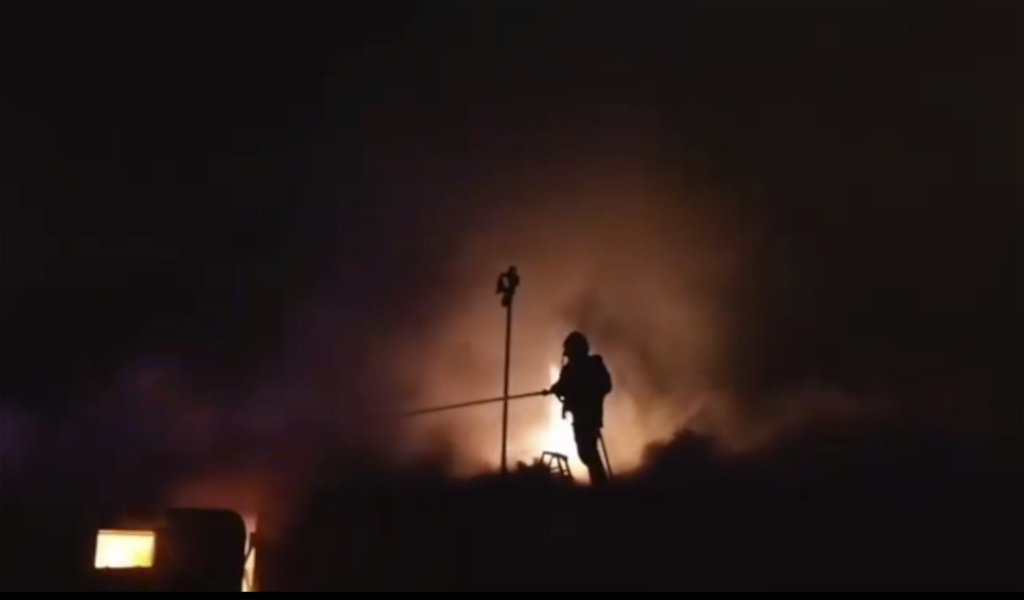 Incendio en el parking de caravanas de San Juan de Aznalfarache