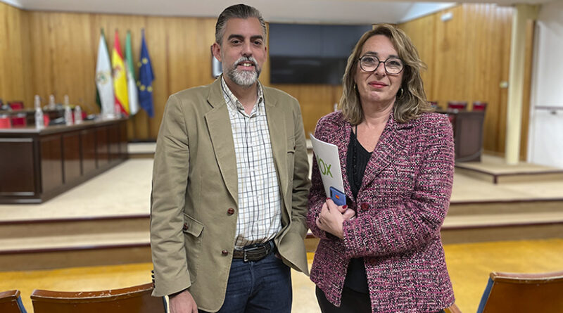 VOX de Mairena del Aljarafe reconoce a dos personas destacadas