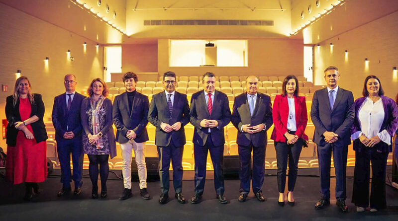 Palomares del Río ha inaugurado su nuevo teatro