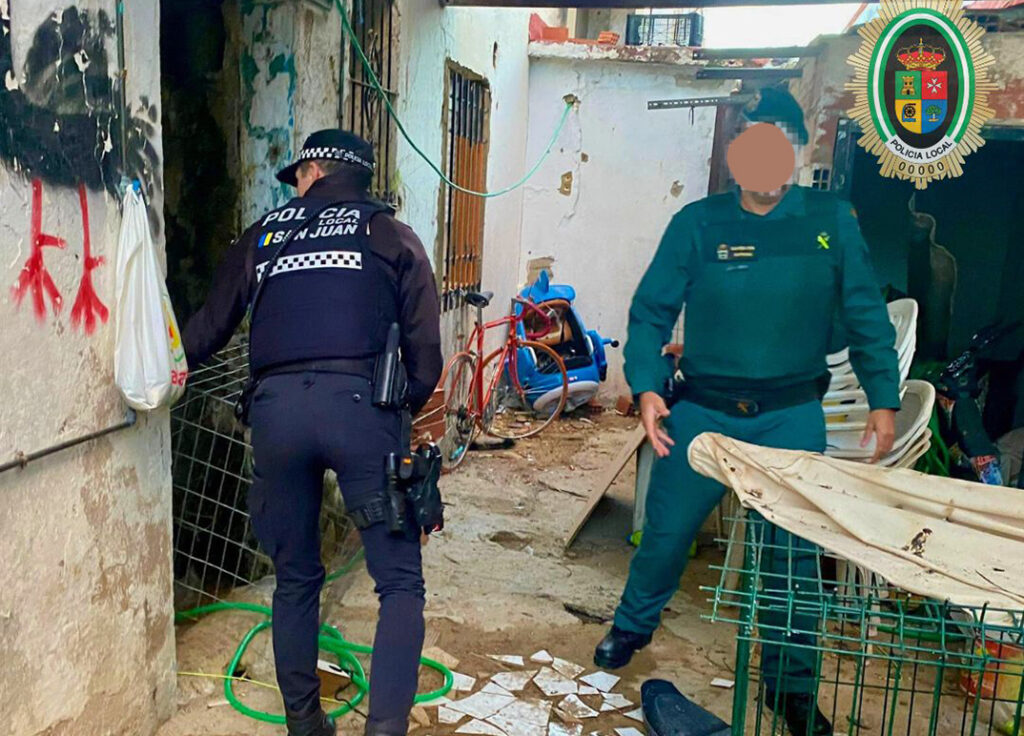 Desmantelan explotación ilegal de aves en San Juan de Aznalfarache