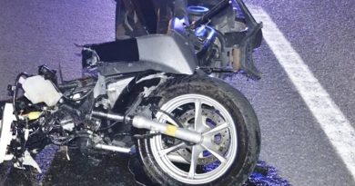 Muere un Motorista en Palomares del Río tras Chocar en la A-8058