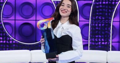 Cristina Lora ganadora OT 2025 Mairena del Aljarafe celebra el triunfo