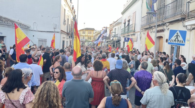 Ceuta sacude a España y pone contra las cuerdas a Sánchez