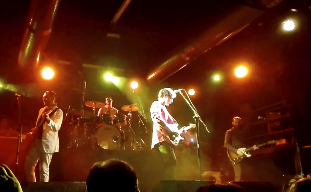 Video en directo de Roberto Sánchez tributo a Dire Straits